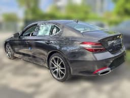 Genesis G70 2.5T RWD 2026 — side view