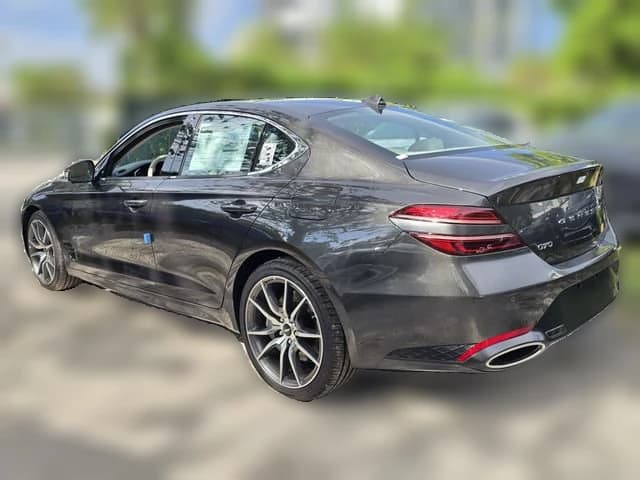 Genesis G70 2.5T RWD 2026 — side view