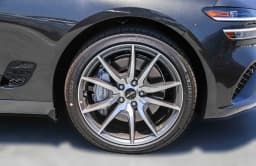 Genesis G70 2.5T Prestige AWD 2026 — side view