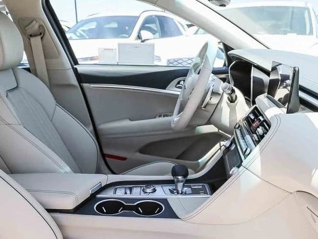 Genesis G70 2.5T Prestige AWD 2026 — side view