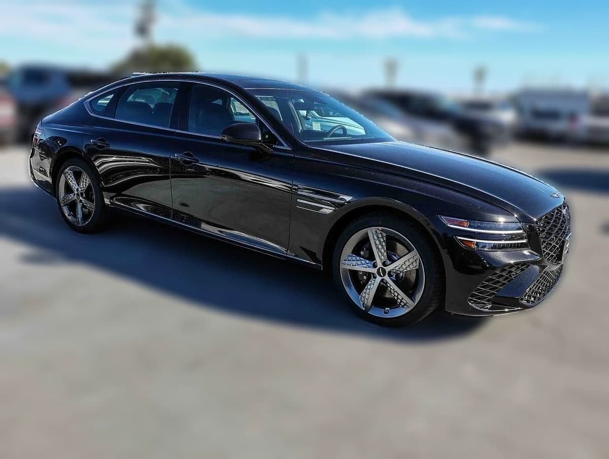 Genesis G80 2.5T Sport Prestige AWD 2026 — side view