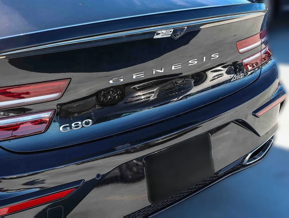 Genesis G80 2.5T Sport Prestige AWD 2026 — side view