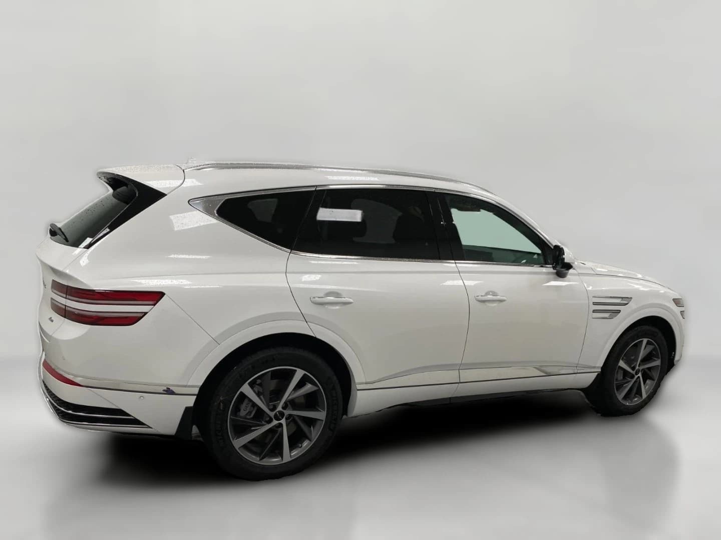 Genesis GV80 2.5T Advanced AWD 2026 — side view