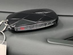 Genesis GV80 2.5T Advanced AWD 2026 — side view