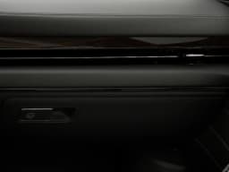 Genesis GV80 2.5T Advanced AWD 2026 — side view