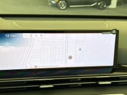 Genesis GV80 2.5T RWD 2026 — side view