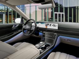 Genesis GV80 2.5T AWD 2027 — side view