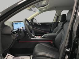 Genesis GV80 2.5T AWD 2027 — side view