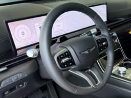 Genesis GV80 2.5T AWD 2026 — side view