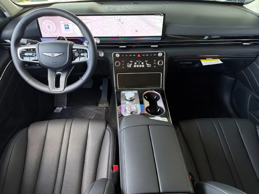 Genesis GV80 2.5T AWD 2026 — side view
