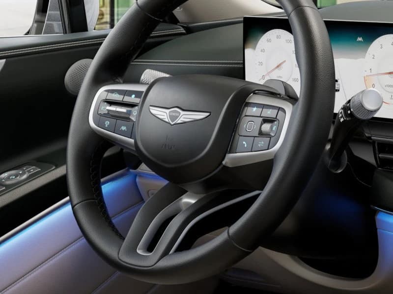 Genesis GV80 2.5T AWD 2027 — side view