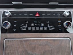 Genesis GV80 2.5T Select AWD 2026 — side view