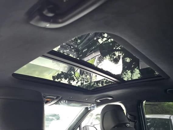 Genesis GV80 Coupe 3.5T e-SC Prestige Black AWD 2027 — side view