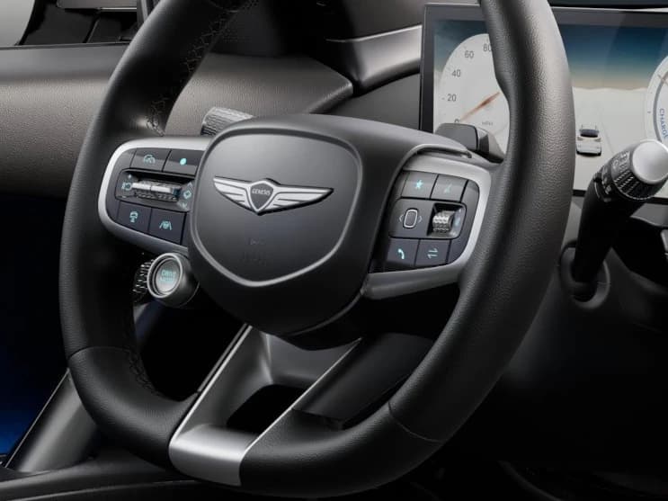 Genesis GV60 19" RWD 2027 — side view