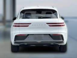 Genesis GV70 2.5T AWD 2027 — side view