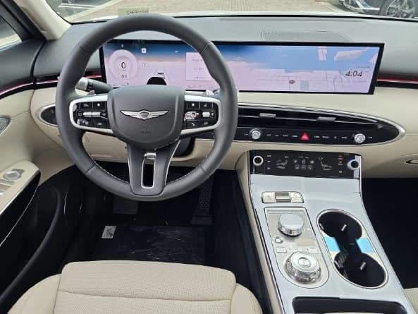 Genesis GV70 2.5T AWD 2027 — side view