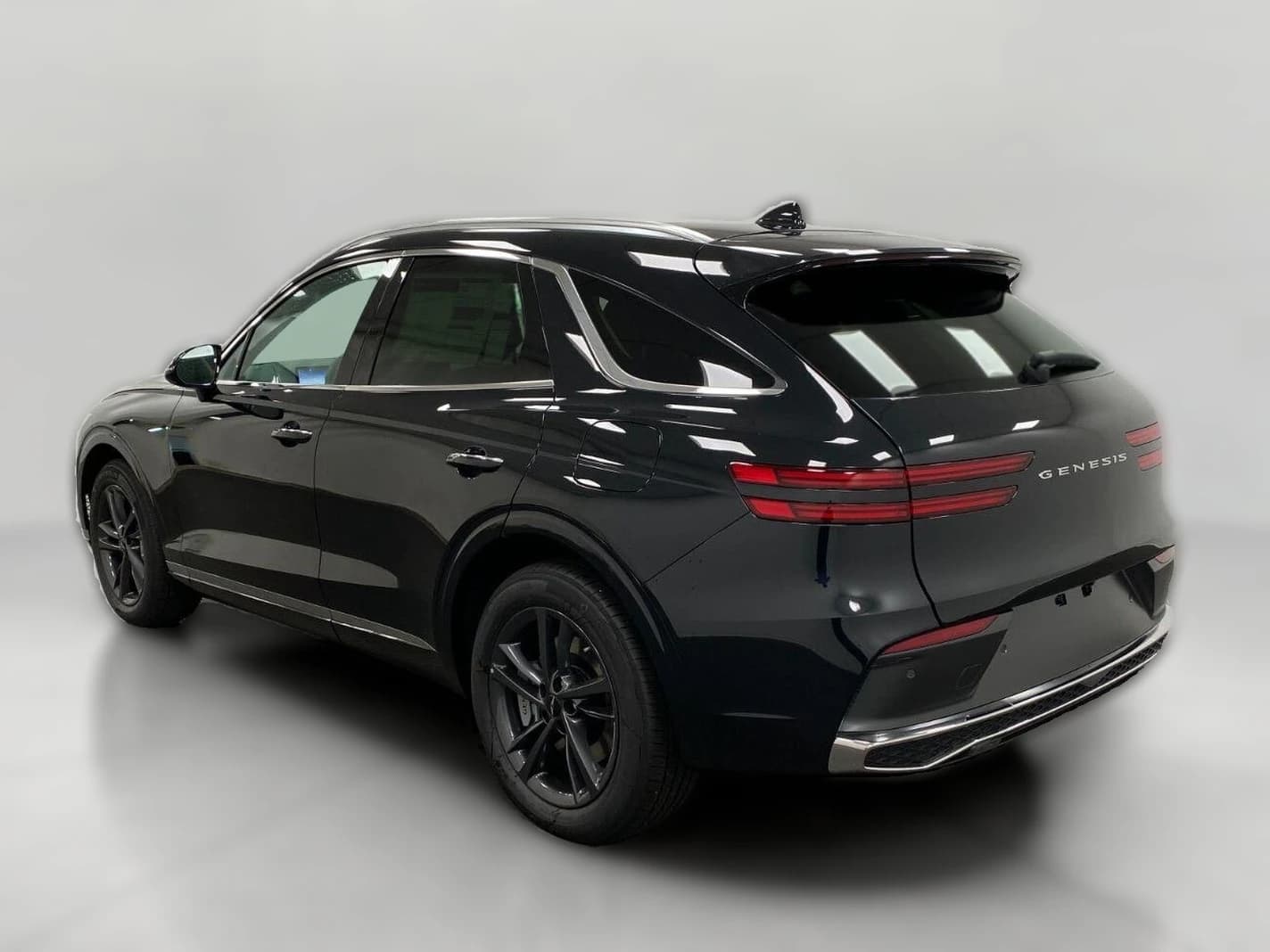 Genesis GV70 2.5T Select AWD 2027 — side view