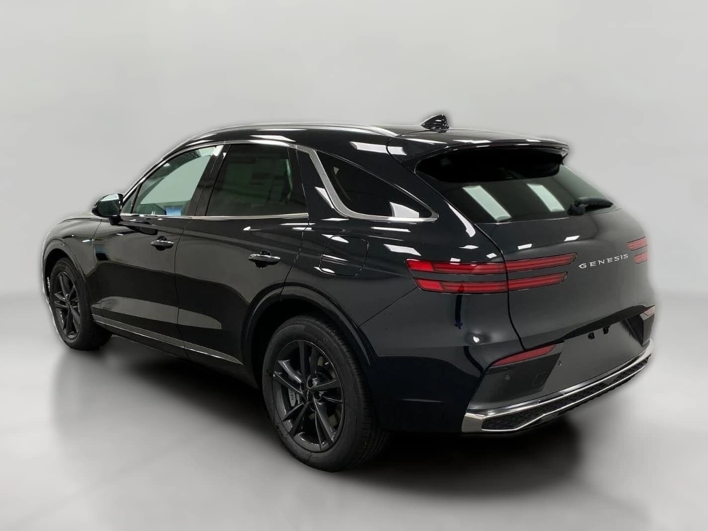 Genesis GV70 2.5T Select AWD 2027 — side view