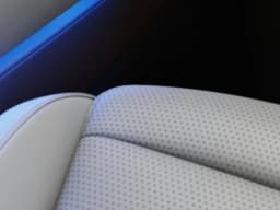 Genesis Electrified GV70 19" AWD 2027 — side view
