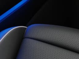 Genesis Electrified GV70 19" AWD 2027 — side view