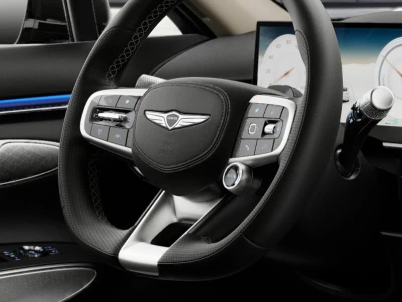Genesis Electrified GV70 19" AWD 2027 — side view