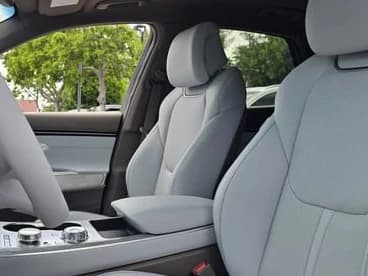 Genesis Electrified GV70 19" AWD 2027 — side view