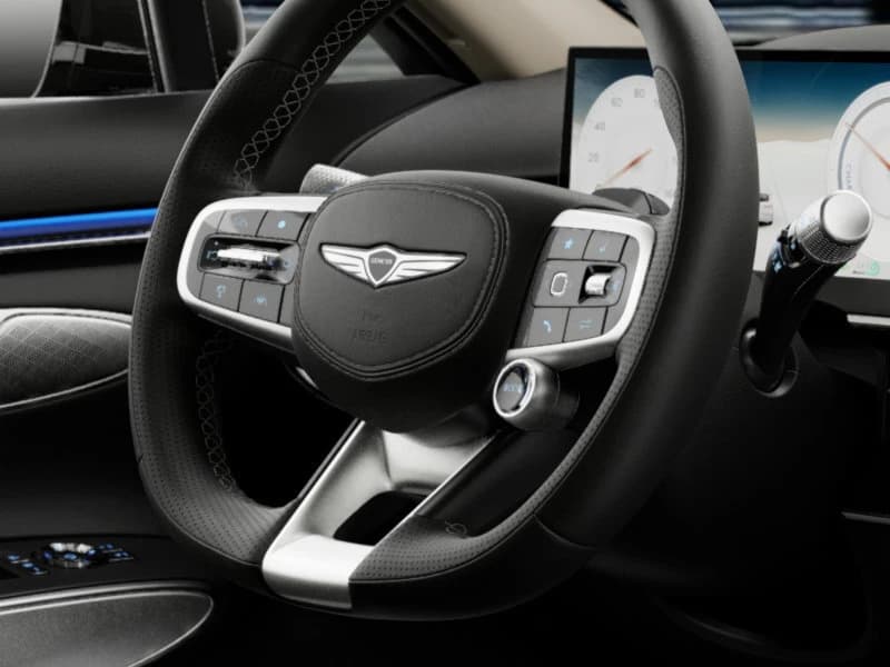Genesis Electrified GV70 19" AWD 2027 — side view