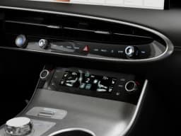 Genesis Electrified GV70 19" AWD 2027 — side view