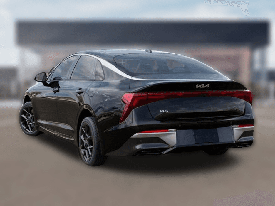 Kia K5 LXS Auto FWD 2026 — side view