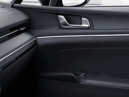Kia K5 LXS Auto FWD 2026 — side view