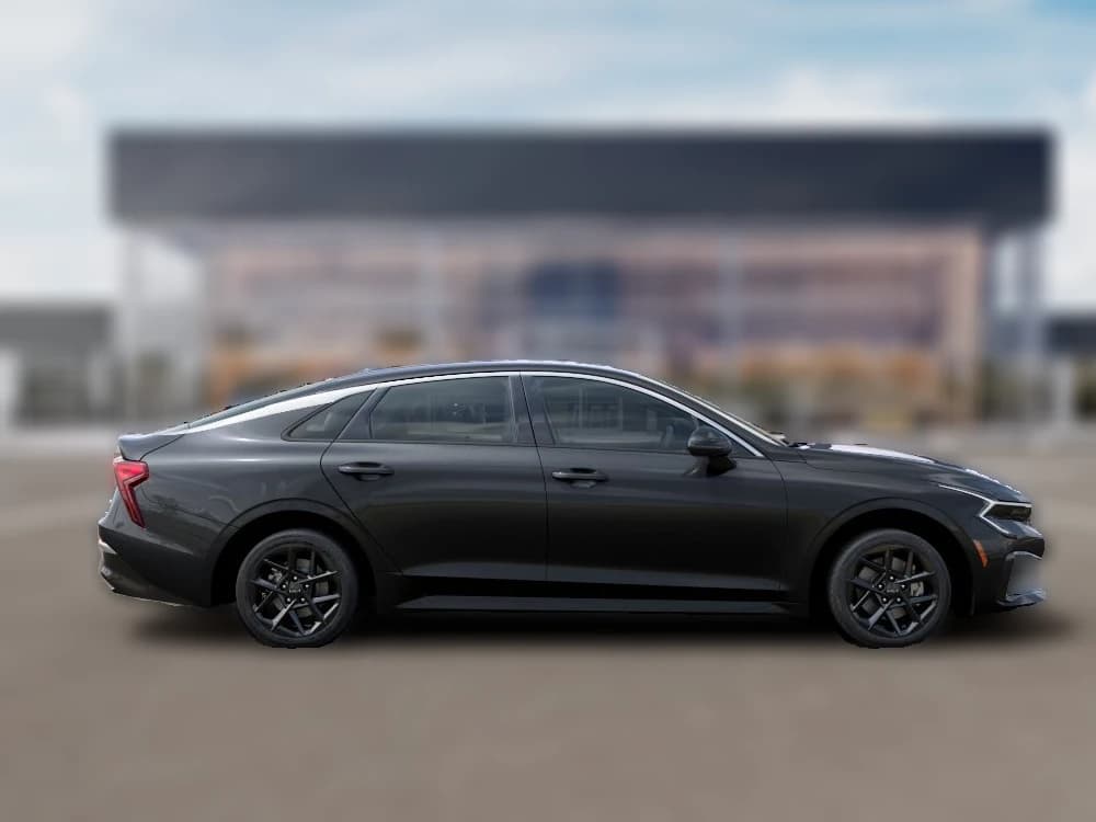 Kia K5 LXS Auto FWD 2026 — side view