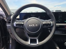 Kia K5 LXS Auto FWD 2026 — side view