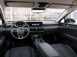 Kia K5 LXS Auto FWD 2026 — side view