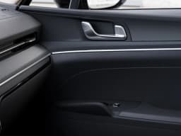 Kia K5 LXS Auto FWD 2026 — side view