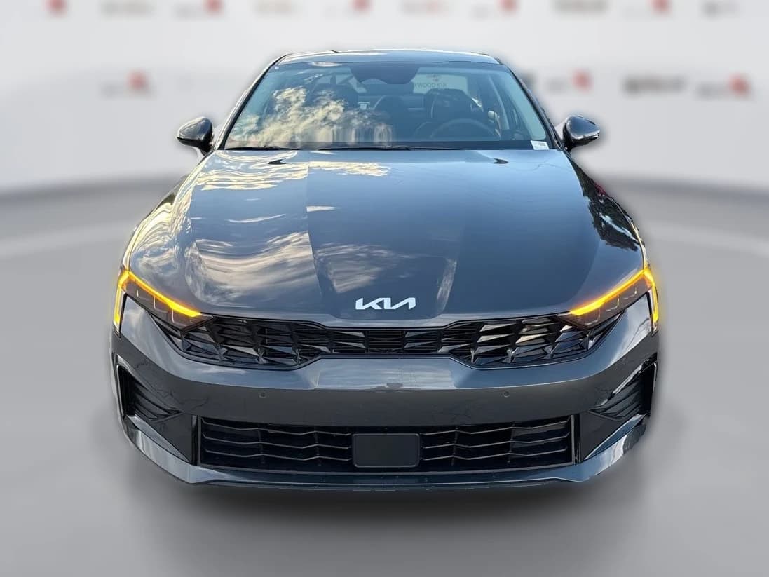 Kia K5 LXS FWD 2027 — side view