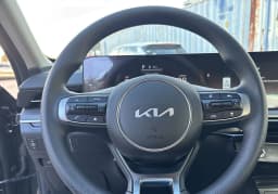 Kia K5 LXS FWD 2027 — side view