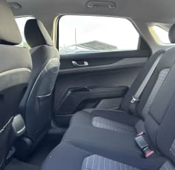 Kia K5 LXS FWD 2027 — side view