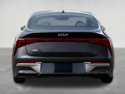 Kia K5 LXS Auto FWD 2026 — side view