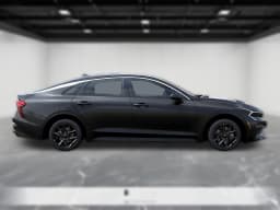 Kia K5 LXS Auto FWD 2026 — side view