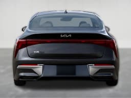 Kia K5 LXS Auto FWD 2026 — side view