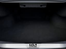 Kia K5 LXS Auto FWD 2026 — side view