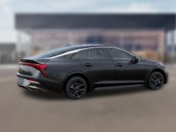 Kia K5 LXS Auto FWD 2026 — side view