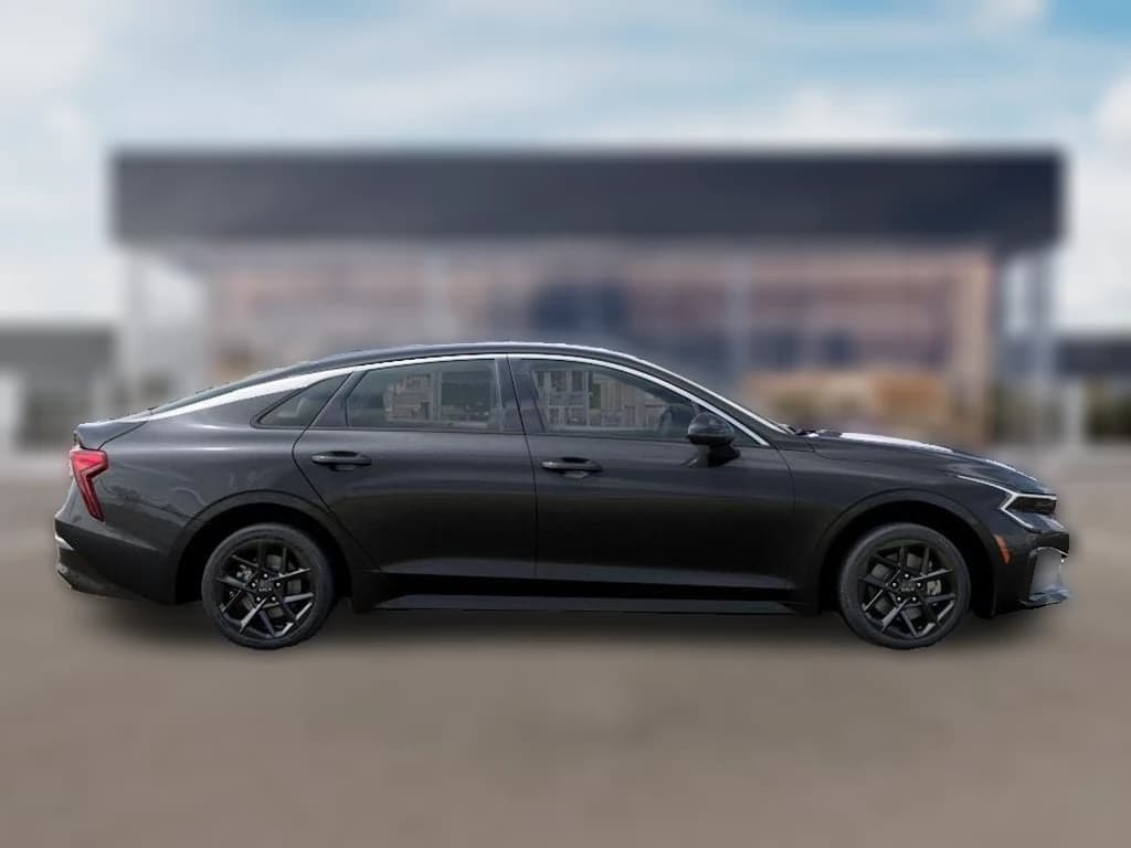 Kia K5 LXS Auto FWD 2026 — side view