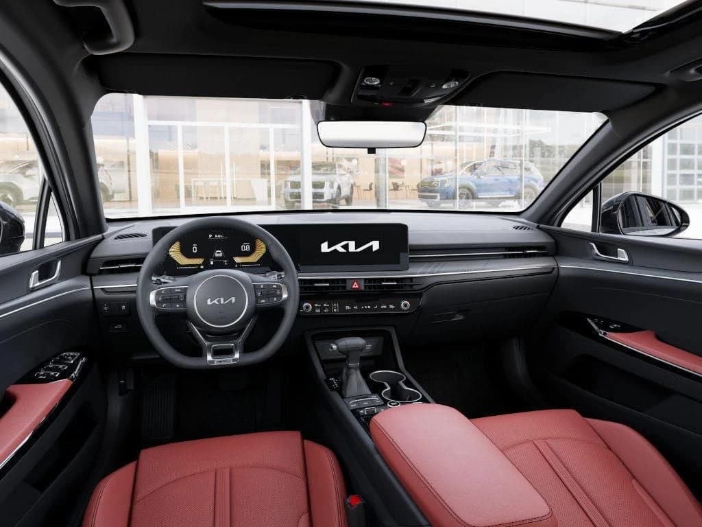 Kia K5 GT-Line Auto AWD 2026 — side view