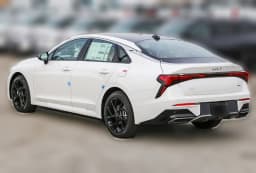 Kia K5 GT-Line Auto FWD 2026 — side view