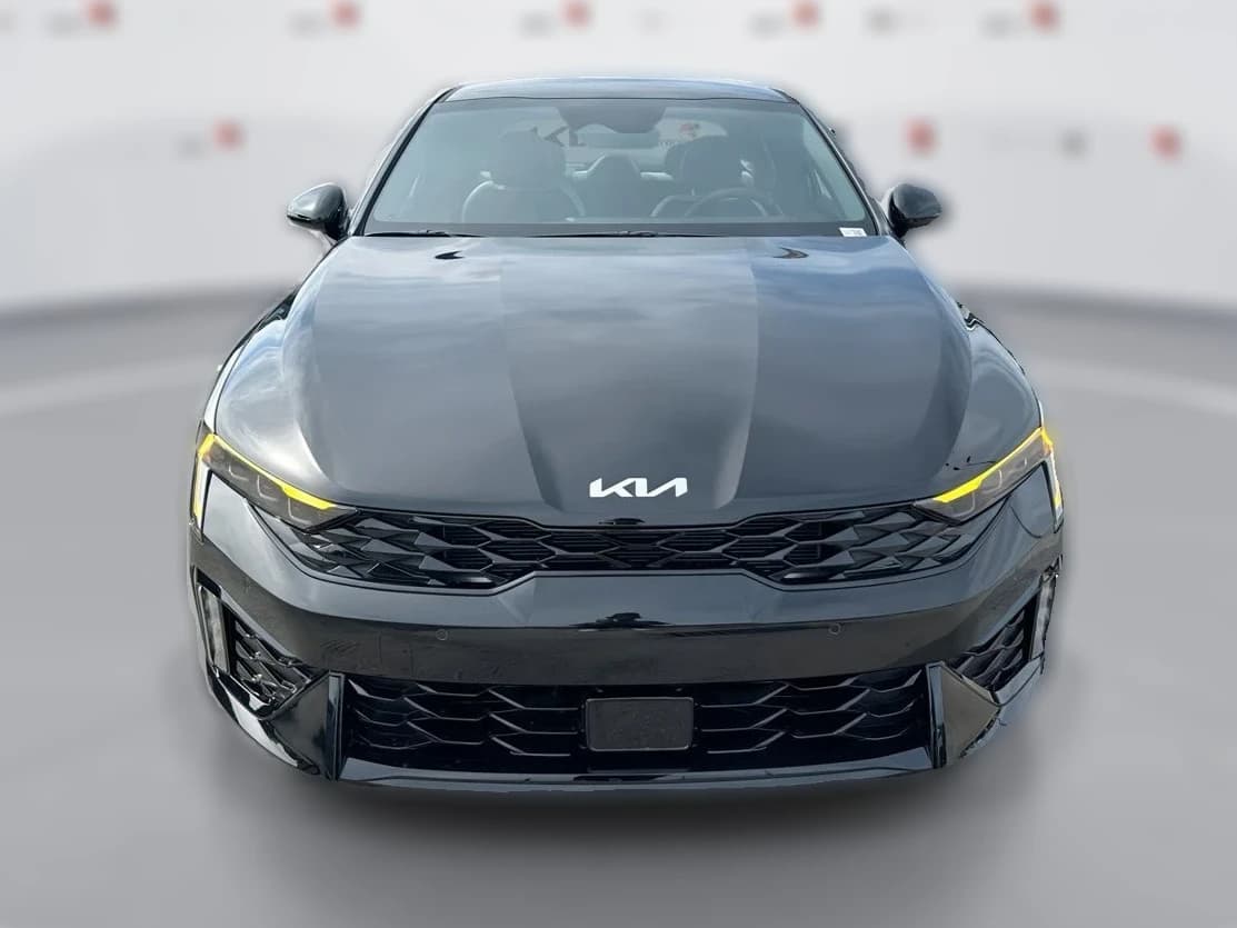 Kia K5 GT-Line Auto FWD 2026 — side view