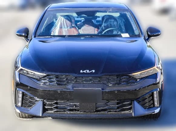 Kia K5 GT-Line Auto FWD 2026 — side view
