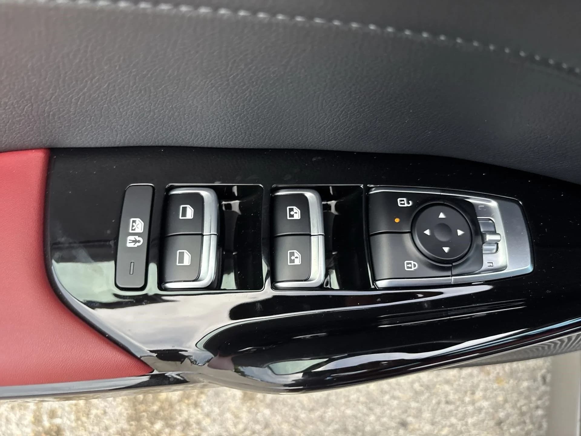 Kia K5 GT-Line Auto AWD 2026 — side view