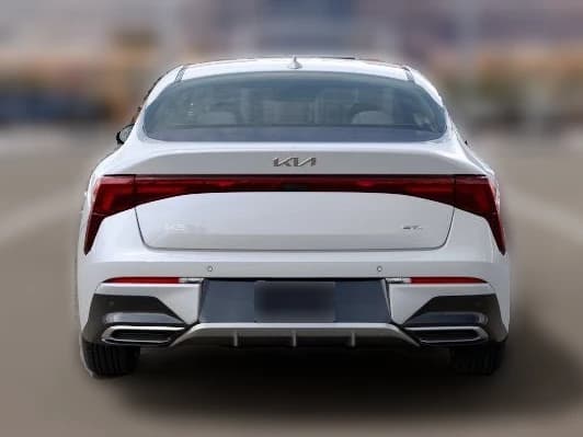 Kia K5 GT-Line Auto FWD 2026 — side view
