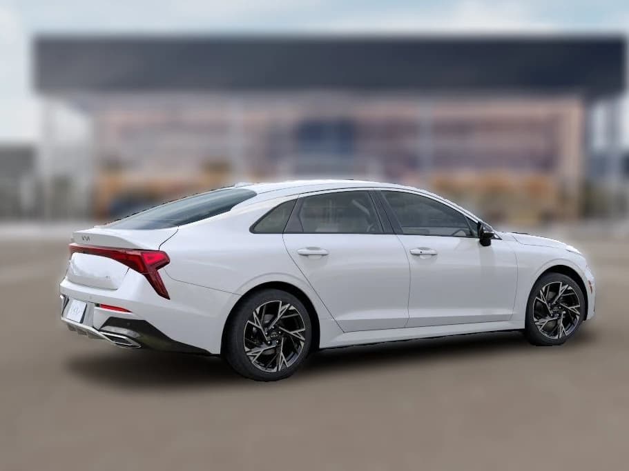 Kia K5 GT-Line Auto FWD 2026 — side view